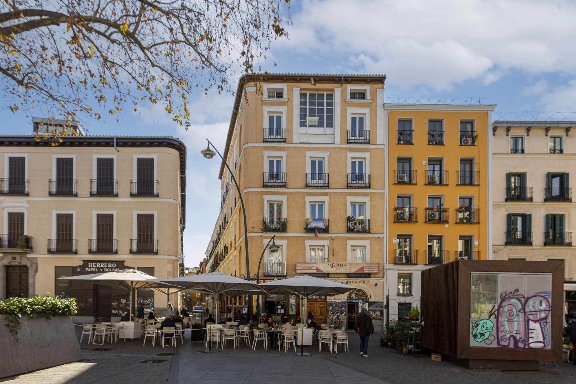Sol Y Tirso Rooms Madrid Exterior photo