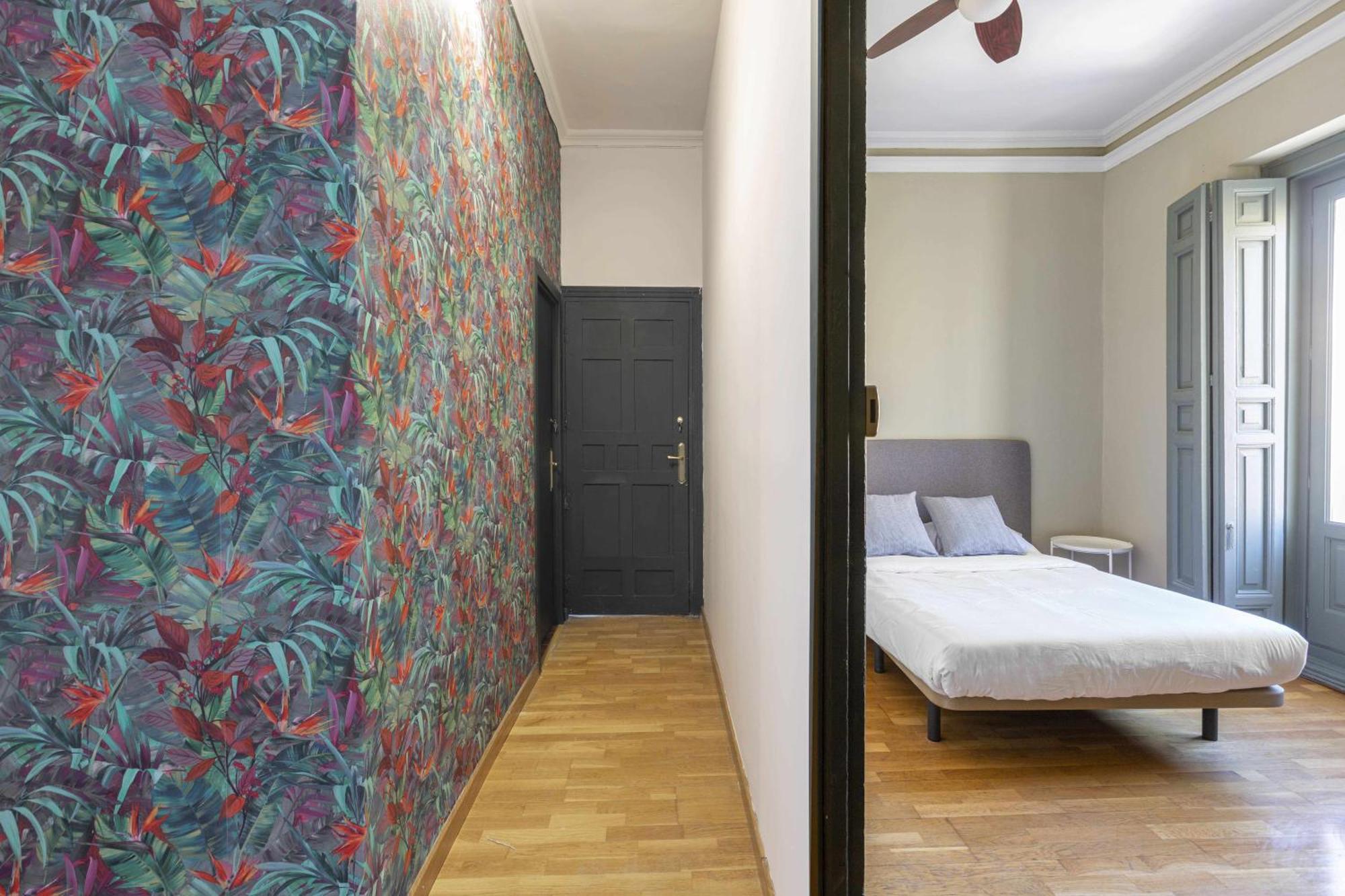 Sol Y Tirso Rooms Madrid Exterior photo